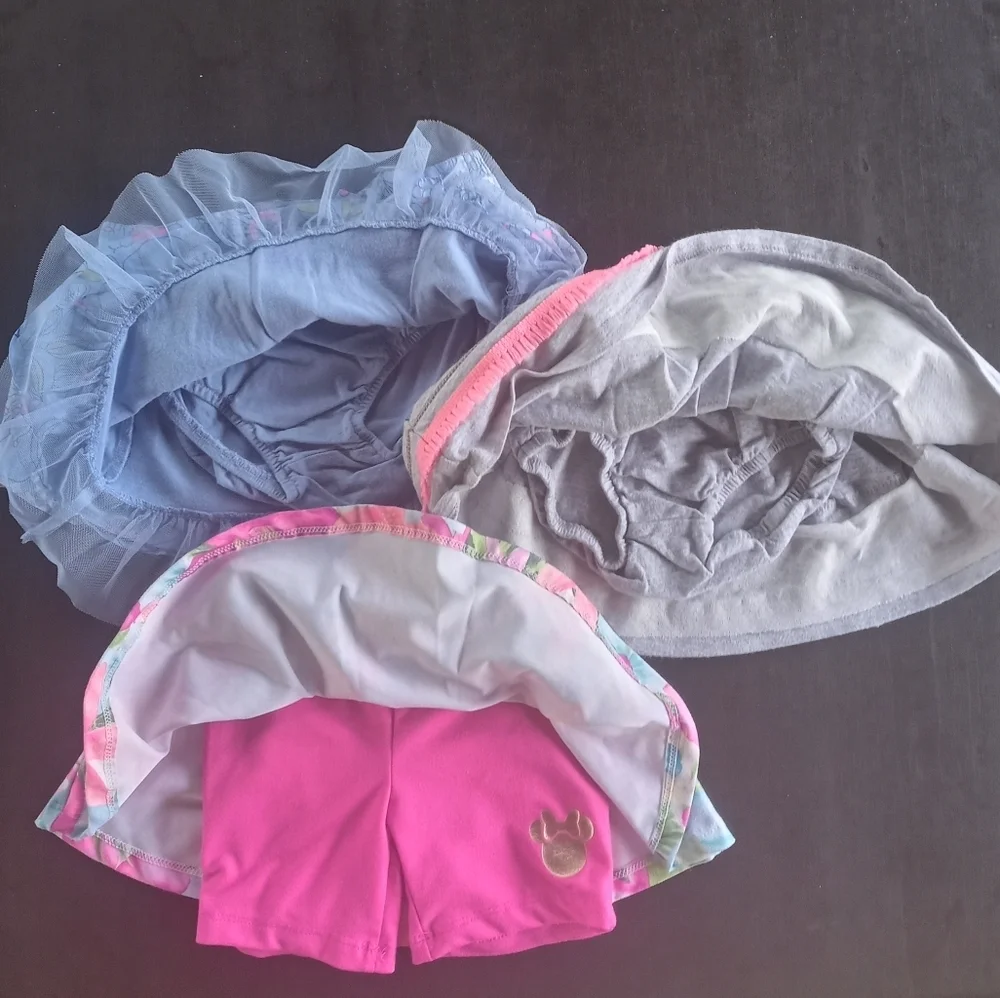 Carter's Lot of (3) Toddler Girl Skorts Sz 24 Mont